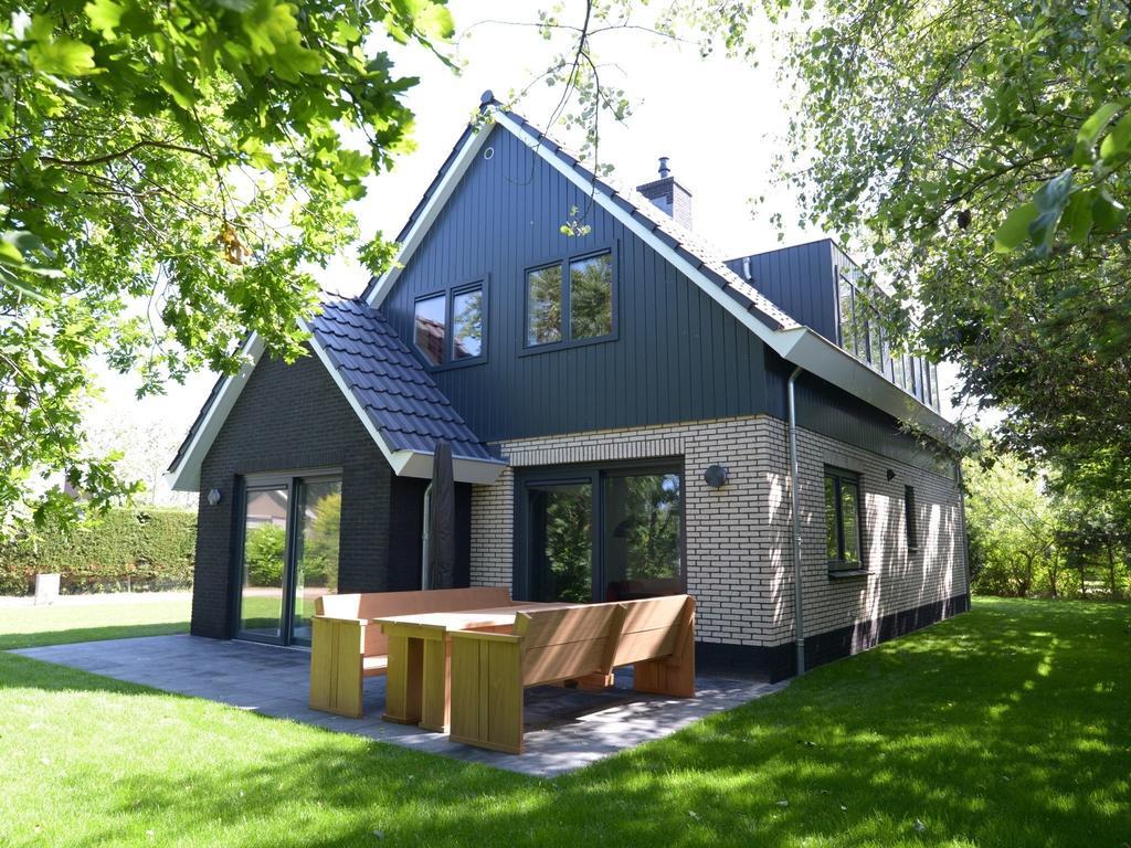 Peaceful Villa In De Koog Near Sea Westermient Bagian luar foto